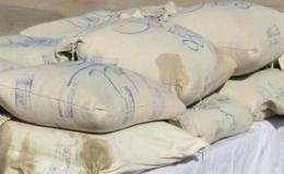 توقیف پژو سرقتی حامل ۲۲۲ کیلو تریاک در سیرجان