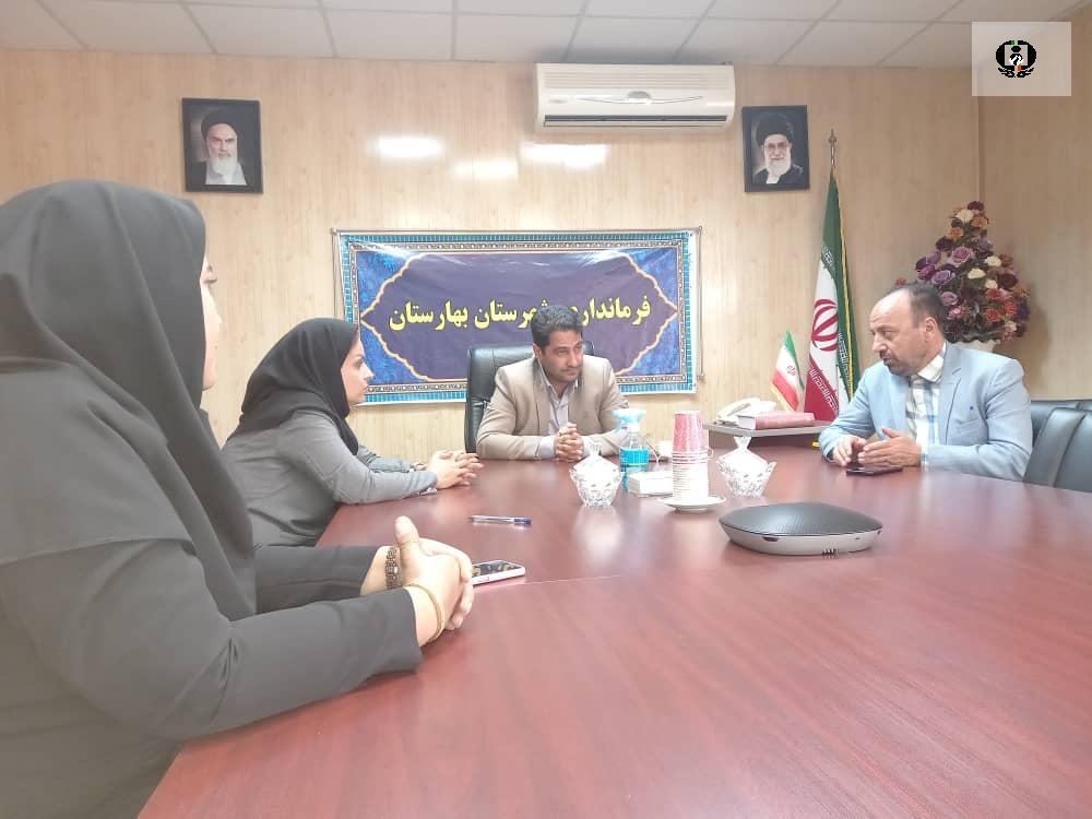 بازدید از مراکز درمانی و بازپروری معتادان شهرستان بهارستان
