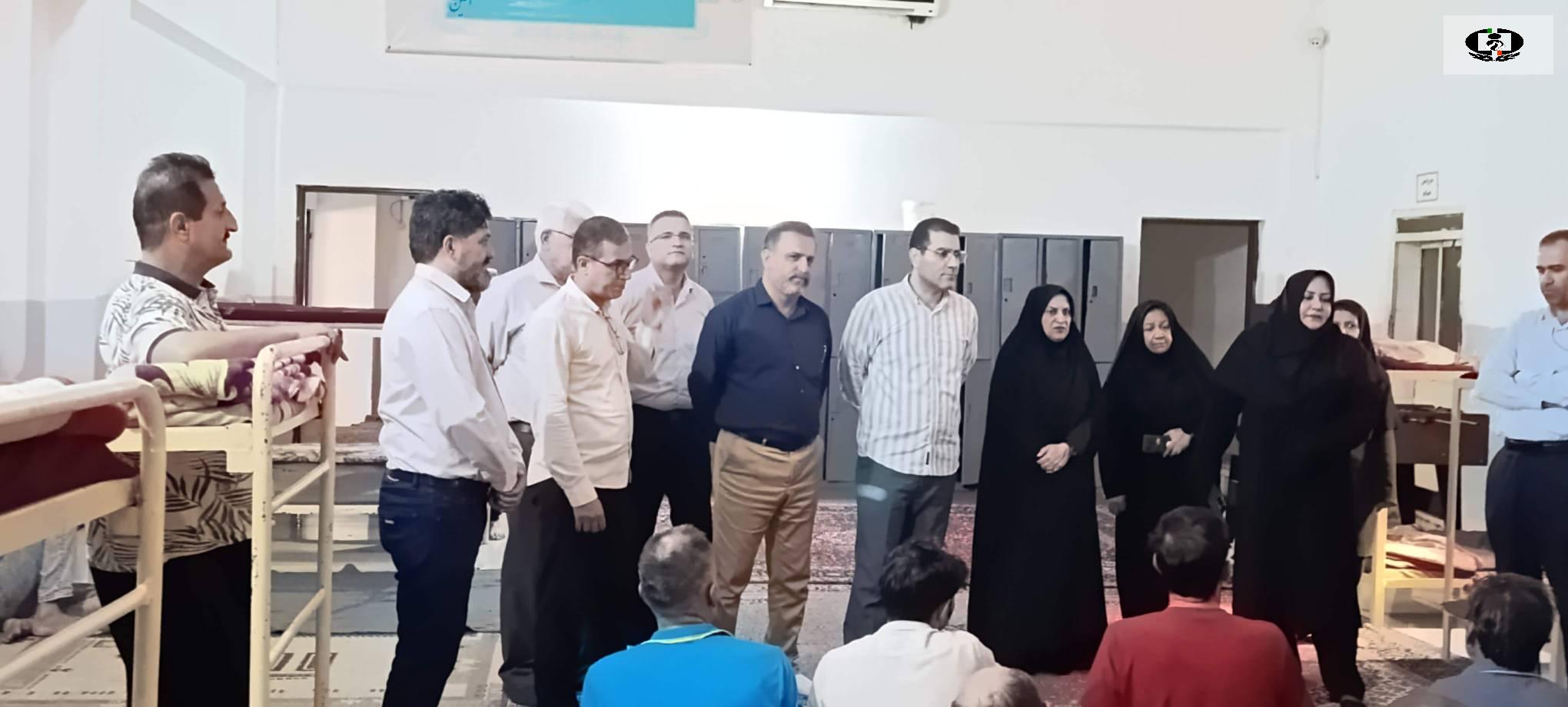 بازدید معاون سیاسی، امنیتی و اجتماعی استاندار و جانشین شورا از مراکزدرمان وبازتوانی اعتیاد در بوشهر