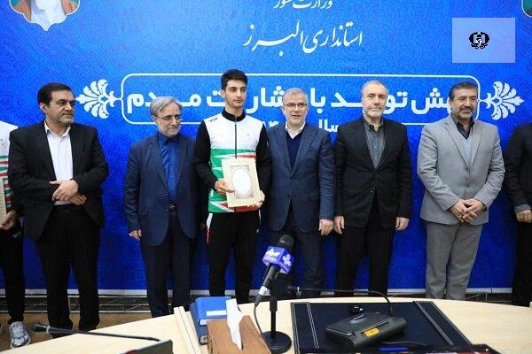 ورزشکاران نقش بسزایی در ترویج فرهنگ سالم&zwnj;سازی جامعه دارند