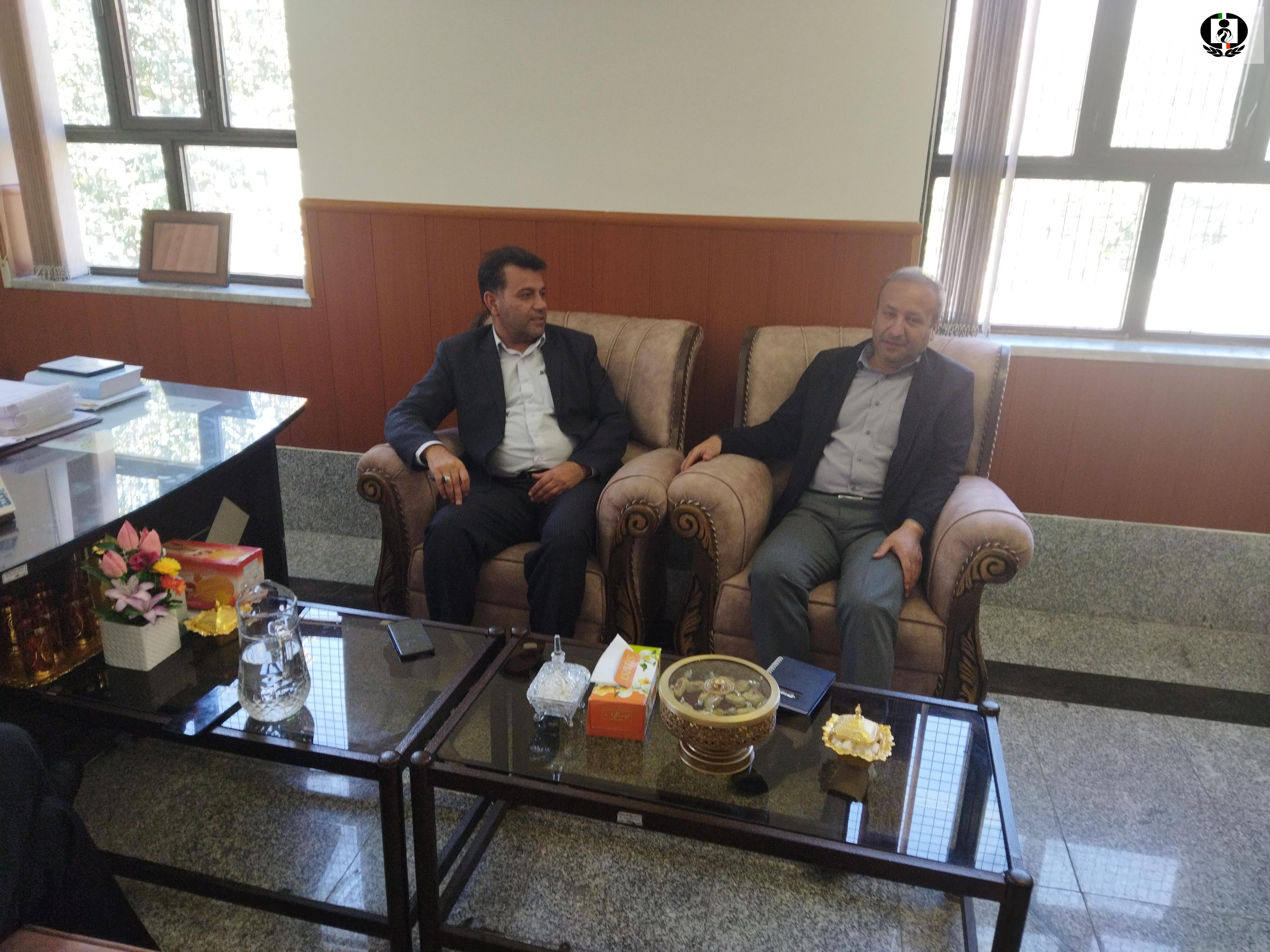 اهمیت استفاده از نظرات و تجارت علمی اساتید دانشگاهی برای کاهش آسیب اعتیاد