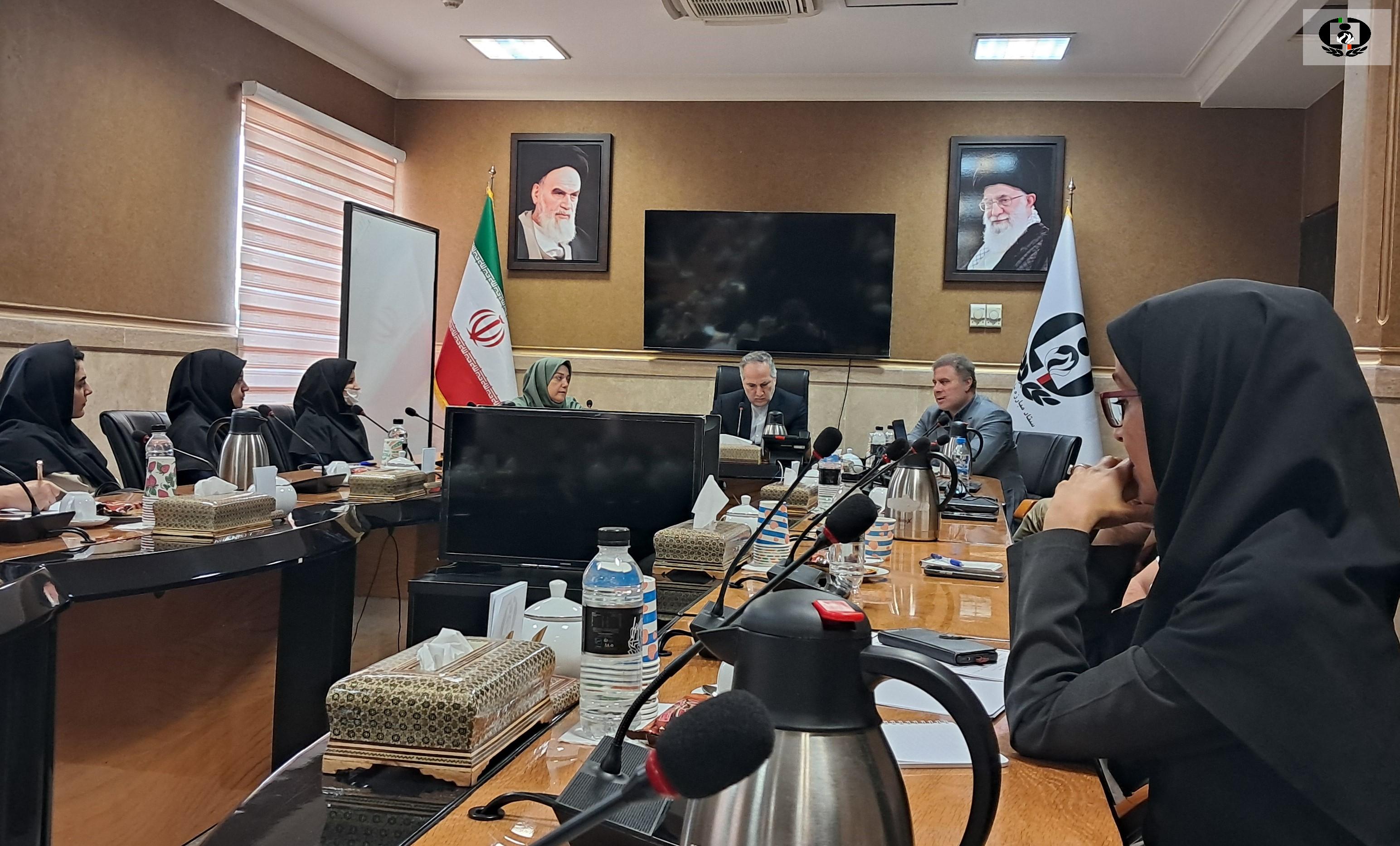 برگزاری جلسه دفتر تحقیقات و آموزش ستاد مبارزه با موادمخدر با دانشجویان دکتری مطالعات اعتیاد