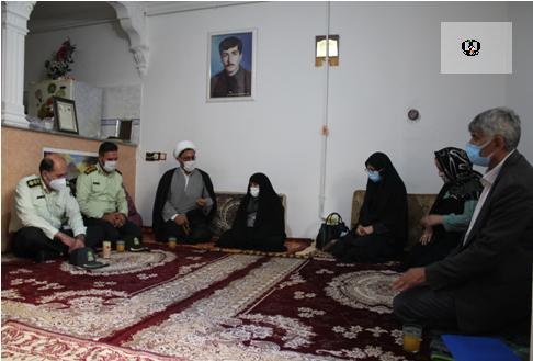تجلیل خانواده شهید مبارزه با موادمخدر در آذربایجان غربی