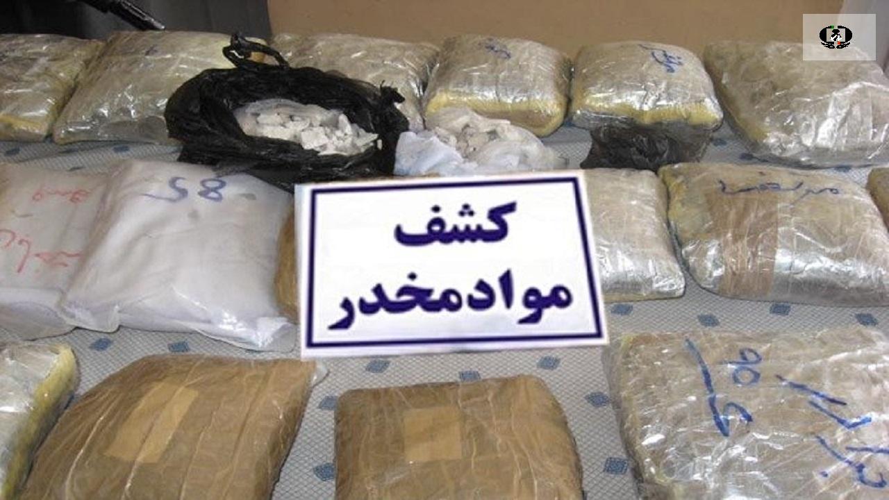 دستگیری ۵ قاچاقچی مواد مخدر توسط پلیس میانه