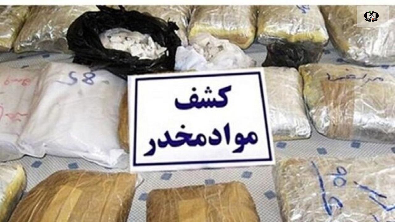 بازداشت 3 مسافر اتوبوس با محموله شیشه در خراسان جنوبی