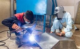 هشتمین کارگاه اشتغال&zwnj;زایی بهبودیافتگان اردوگاه کرامت استان کرمان افتتاح شد