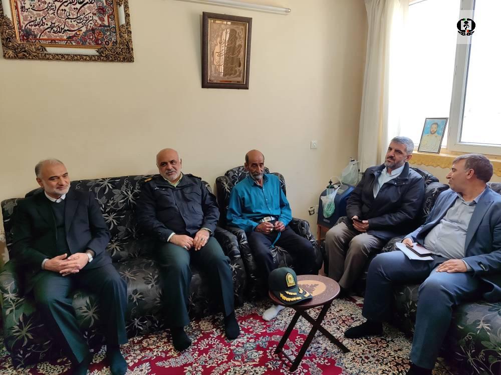 تقدیر از خانواده شهید مبارزه با موادمخدر کرمان